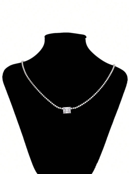 A high-grade micro-inset zircon white gold necklace dating daily party dinner wear